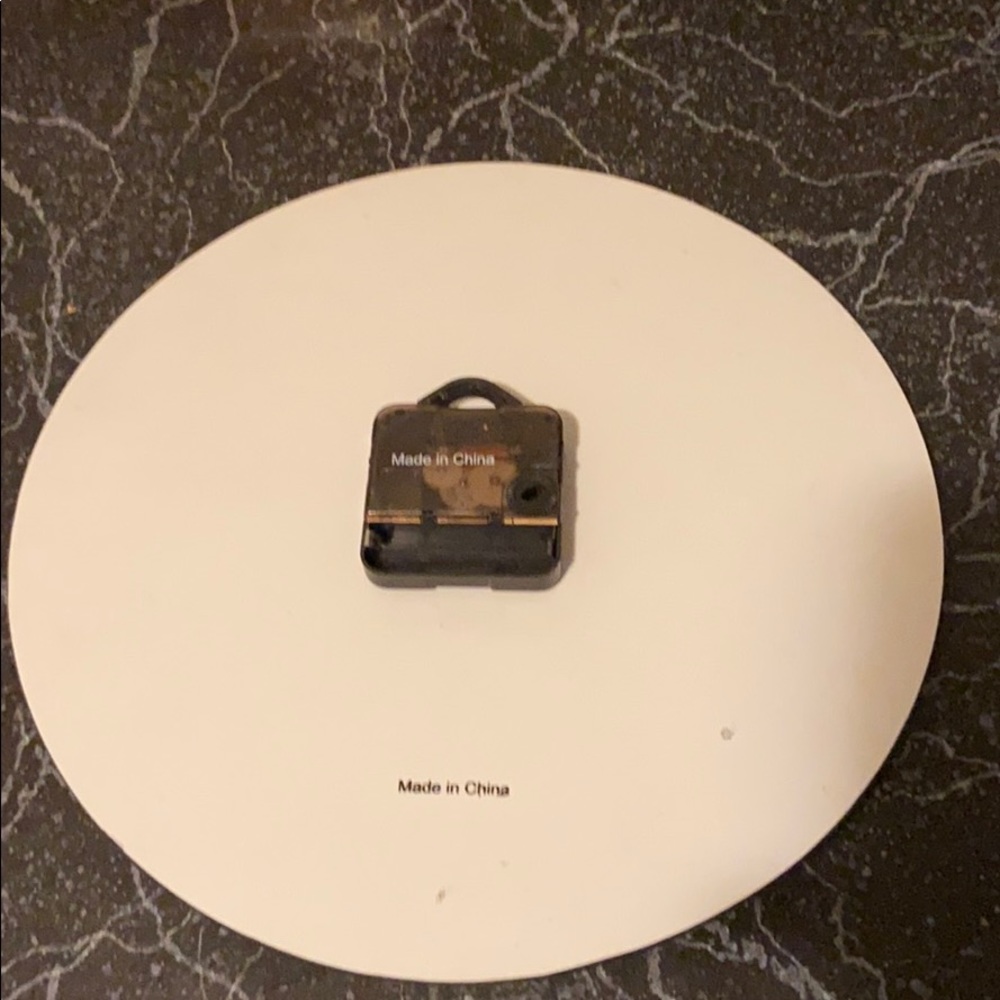 Clock - Picture 2 of 3